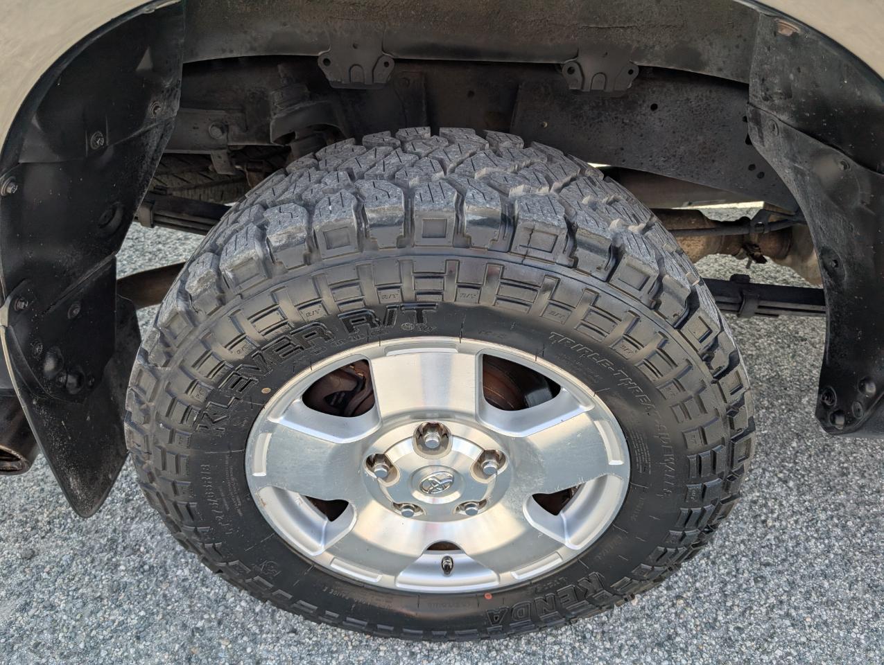 Toyota Tundra  2008