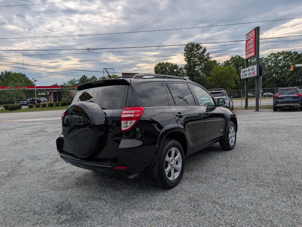 Toyota RAV4 Limited 2011