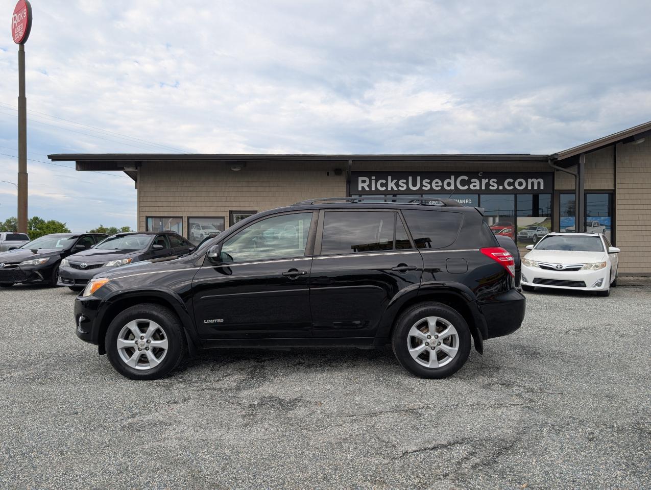 Toyota RAV4 Limited 2011