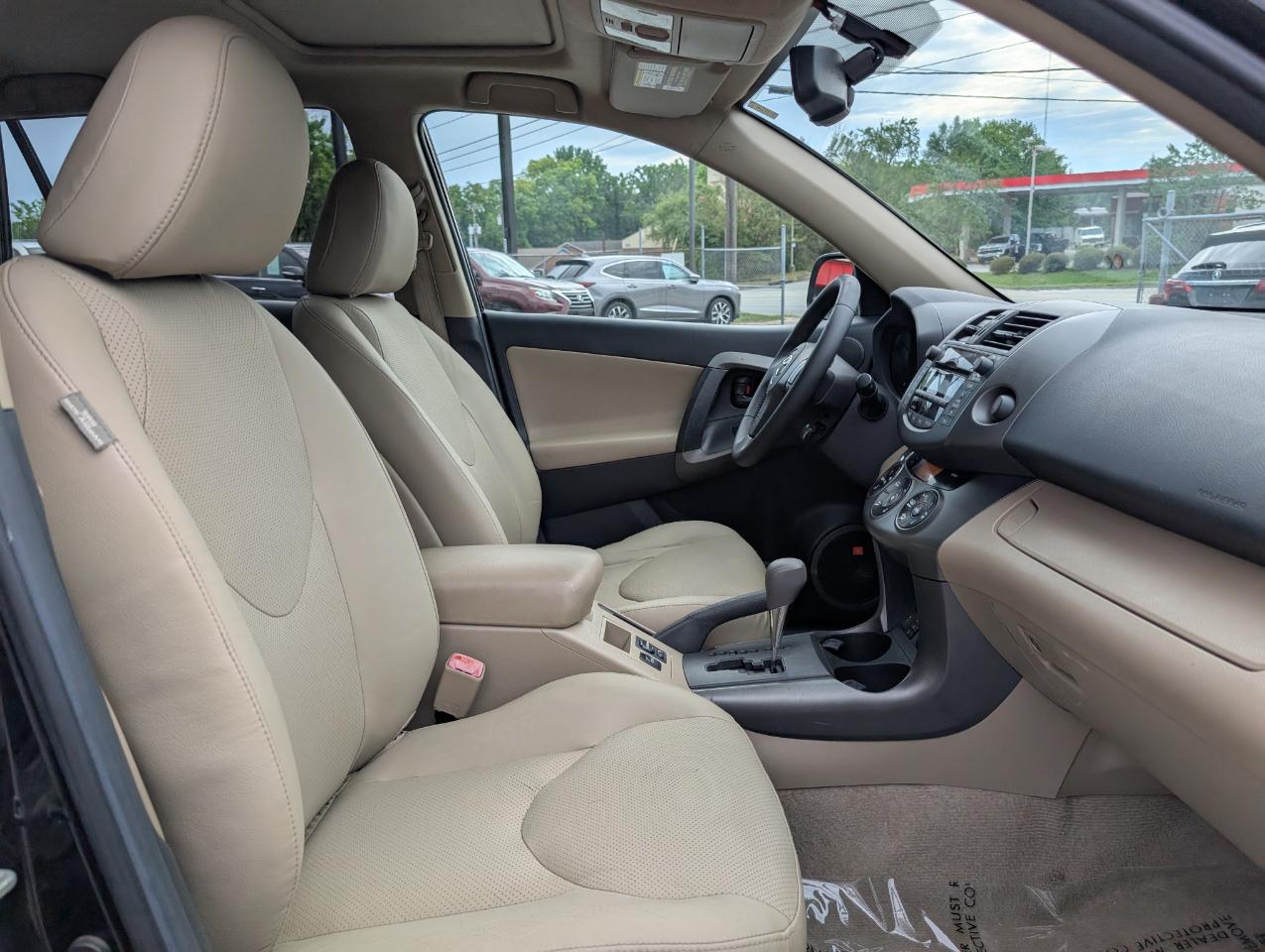 Toyota RAV4 Limited 2011