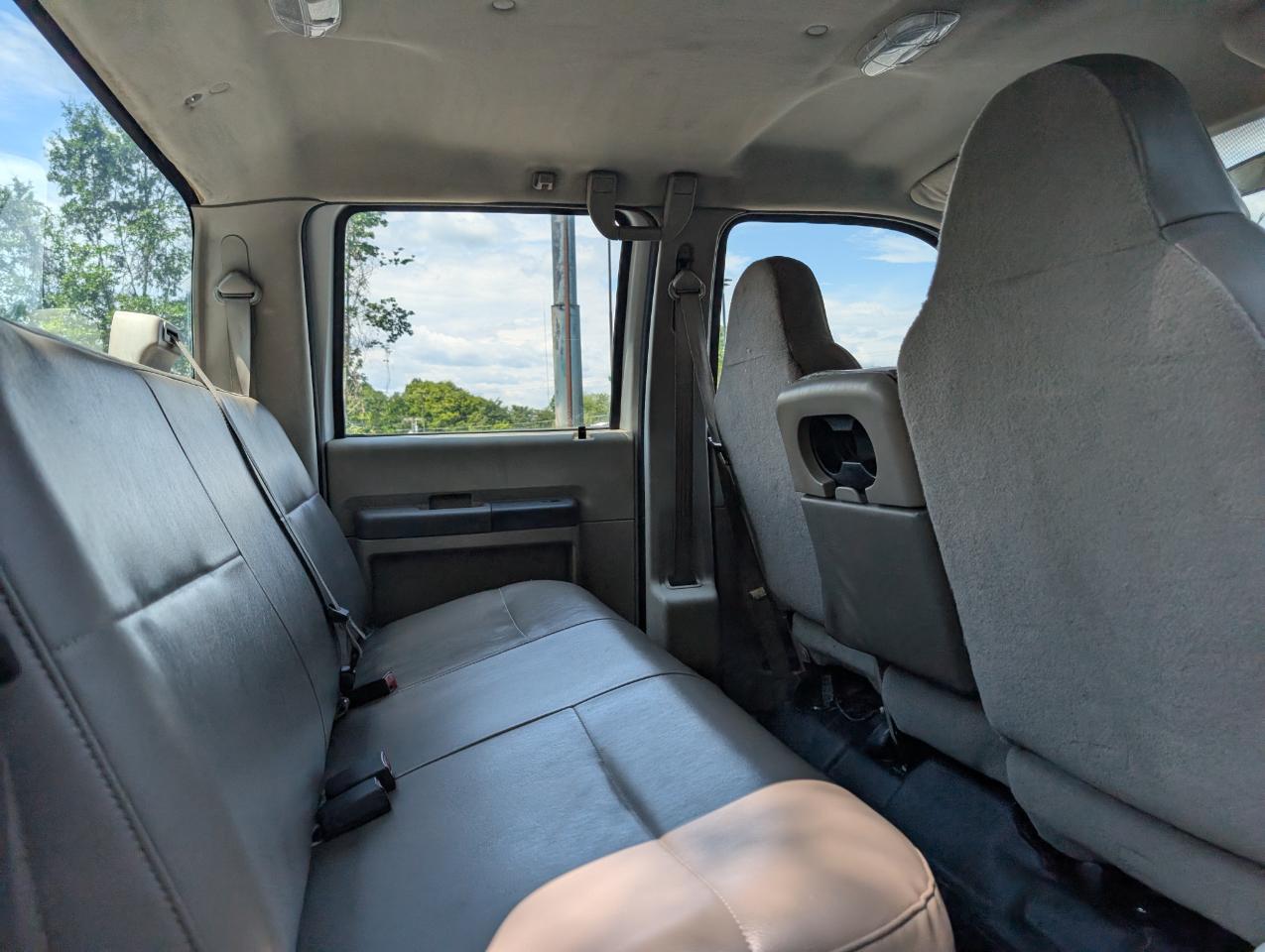 Ford Super Duty F-350 SRW  2008