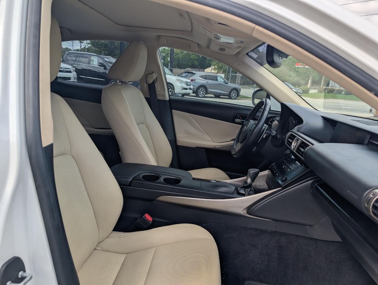 Lexus IS 250  2014