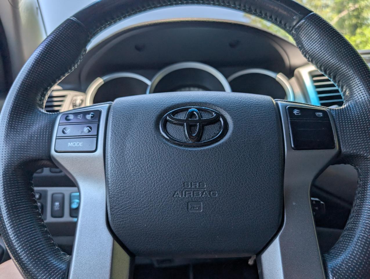 Toyota Tacoma  2013