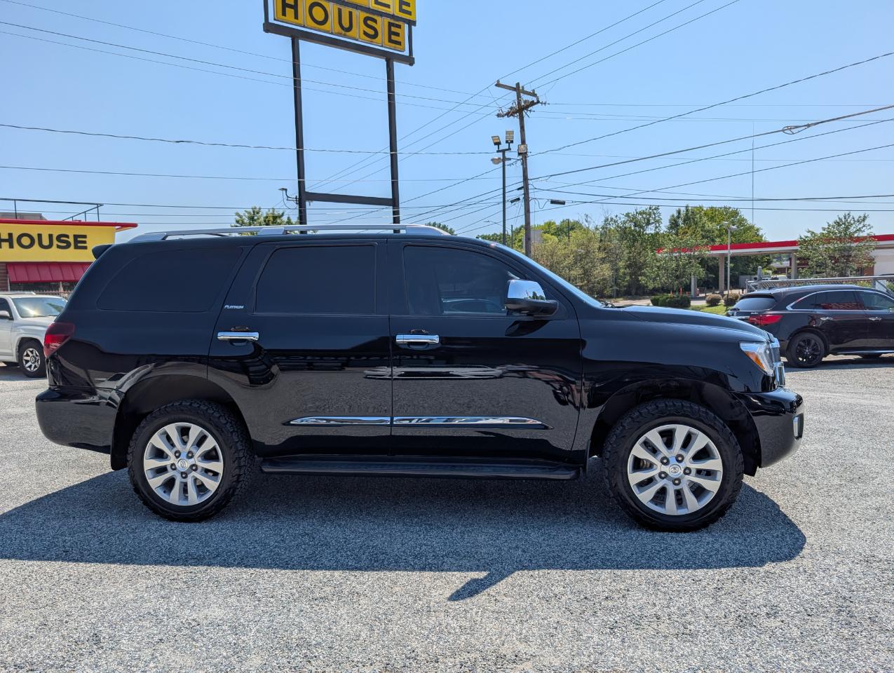 Toyota Sequoia Platinum 4WD 2019