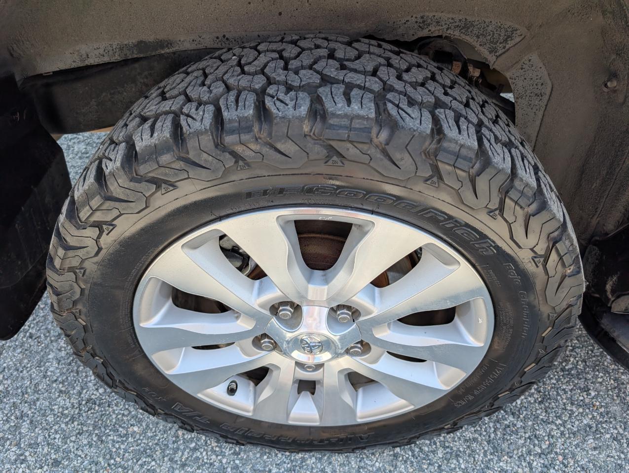 Toyota Sequoia Platinum 4WD 2019