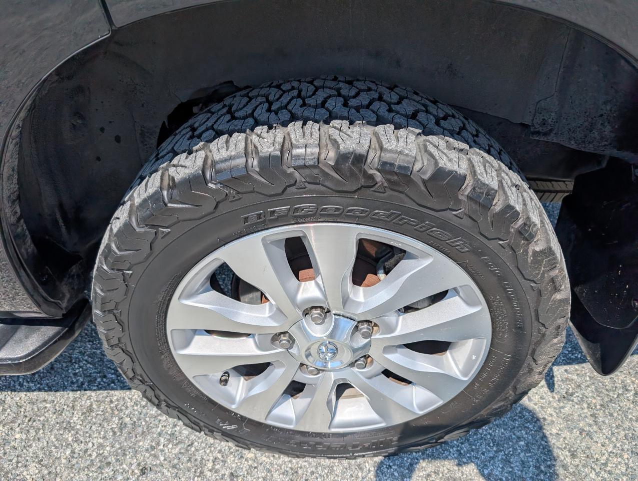 Toyota Sequoia Platinum 4WD 2019