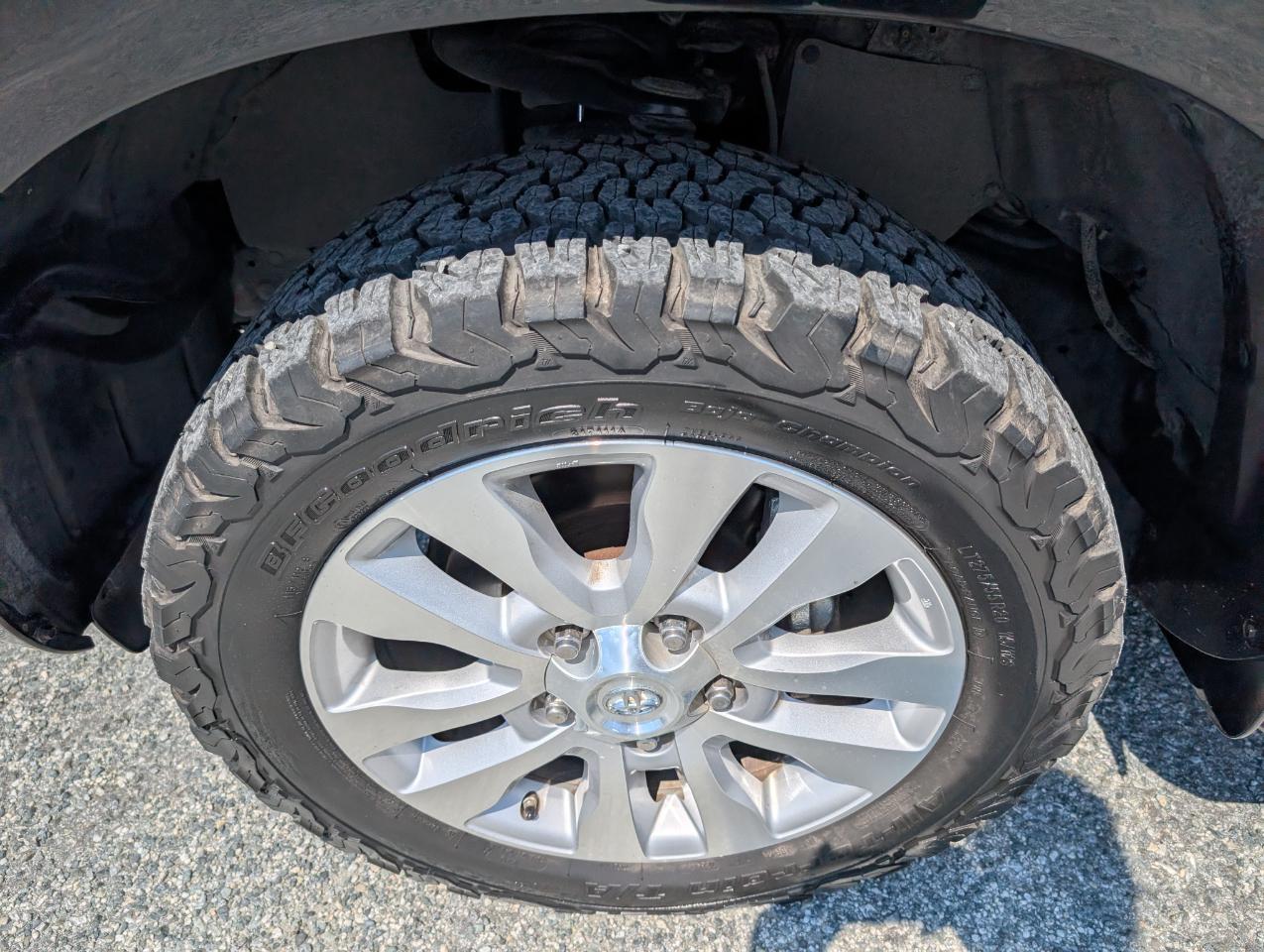 Toyota Sequoia Platinum 4WD 2019