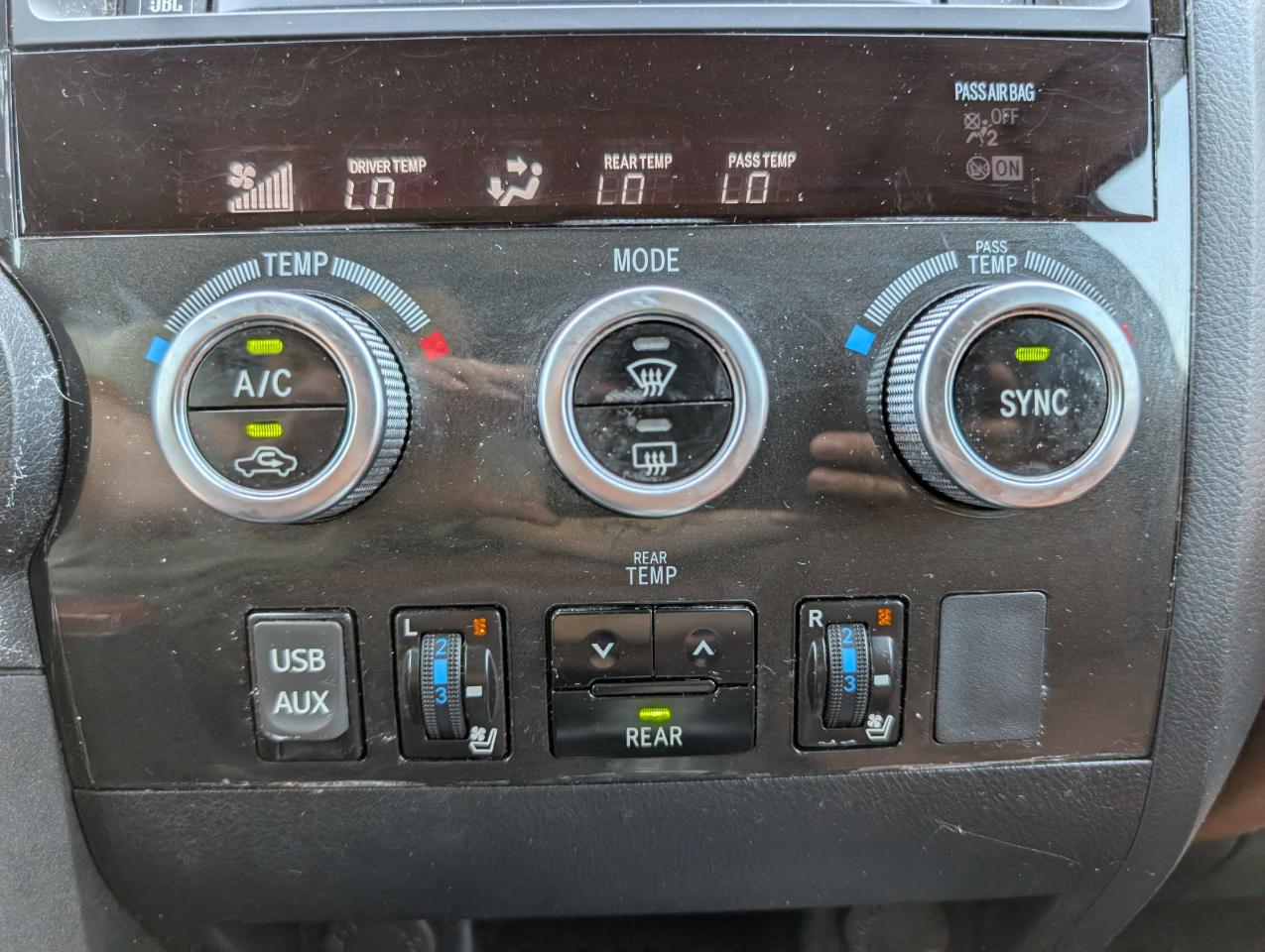 Toyota Sequoia Platinum 4WD 2019