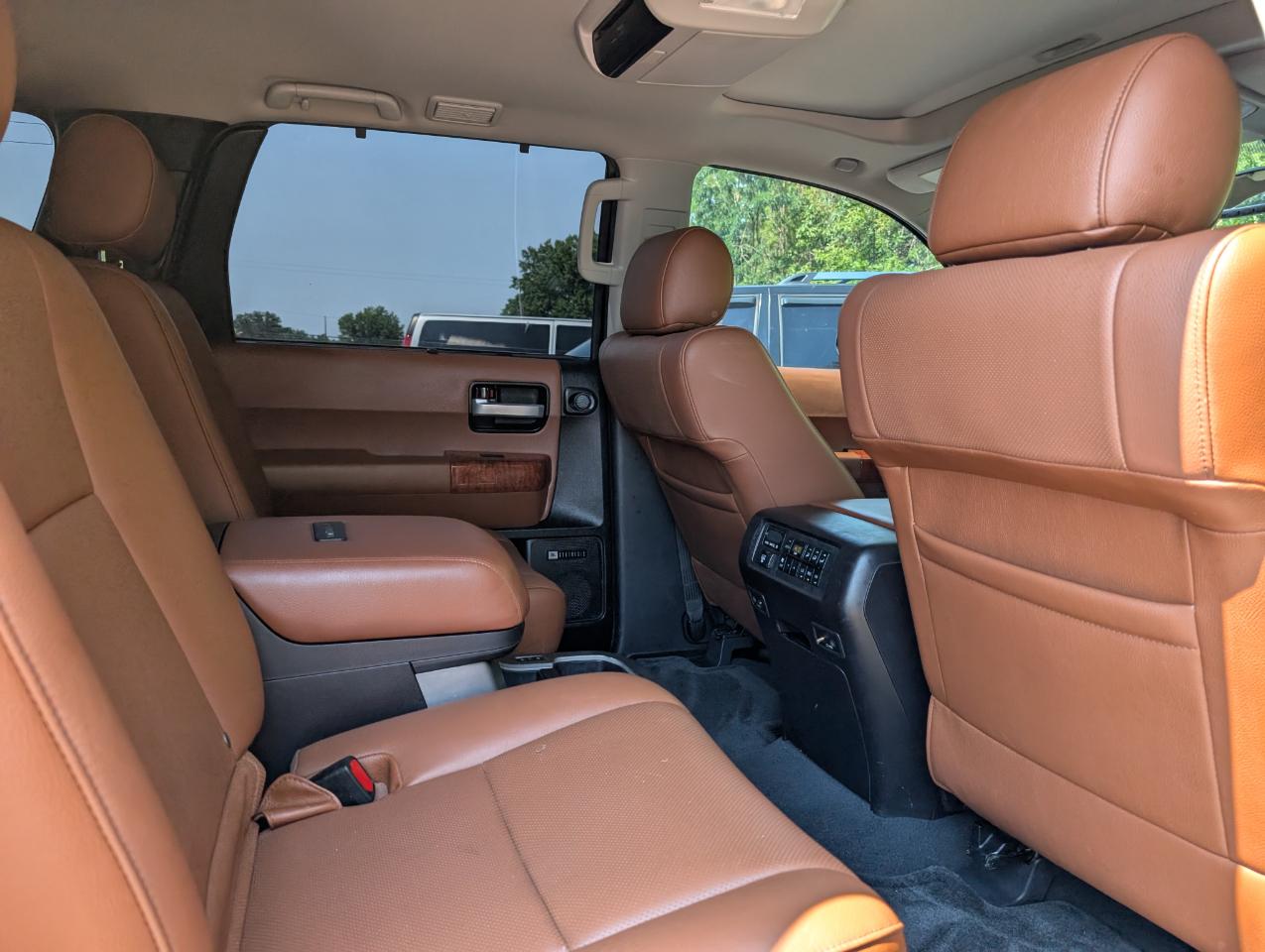 Toyota Sequoia Platinum 4WD 2019