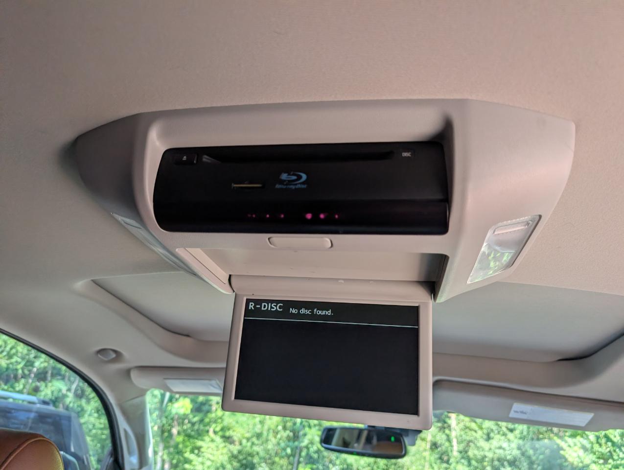Toyota Sequoia Platinum 4WD 2019