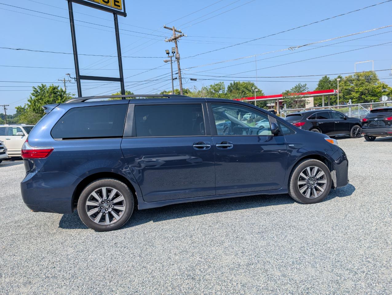 Toyota Sienna XLE AWD 2020