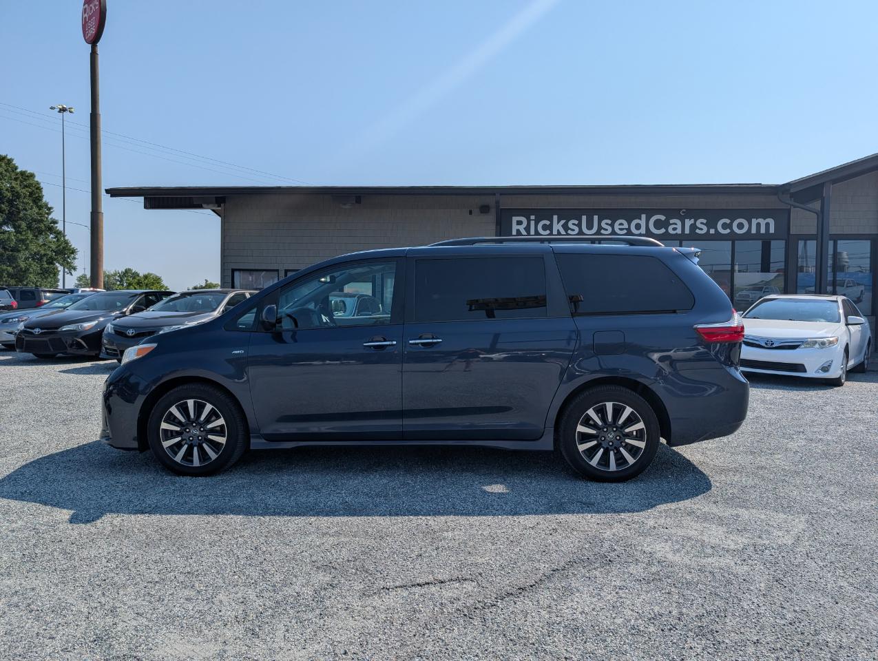 Toyota Sienna XLE AWD 2020