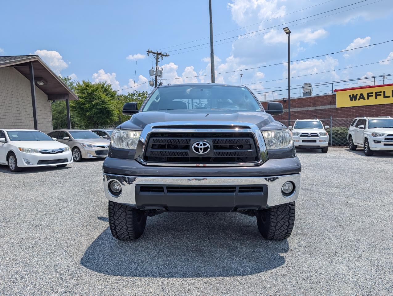 Toyota Tundra  2012