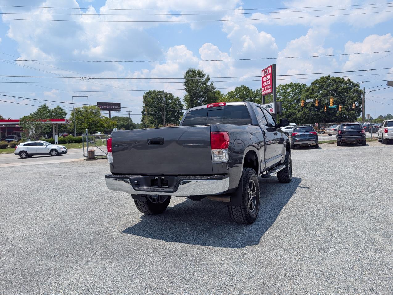 Toyota Tundra  2012