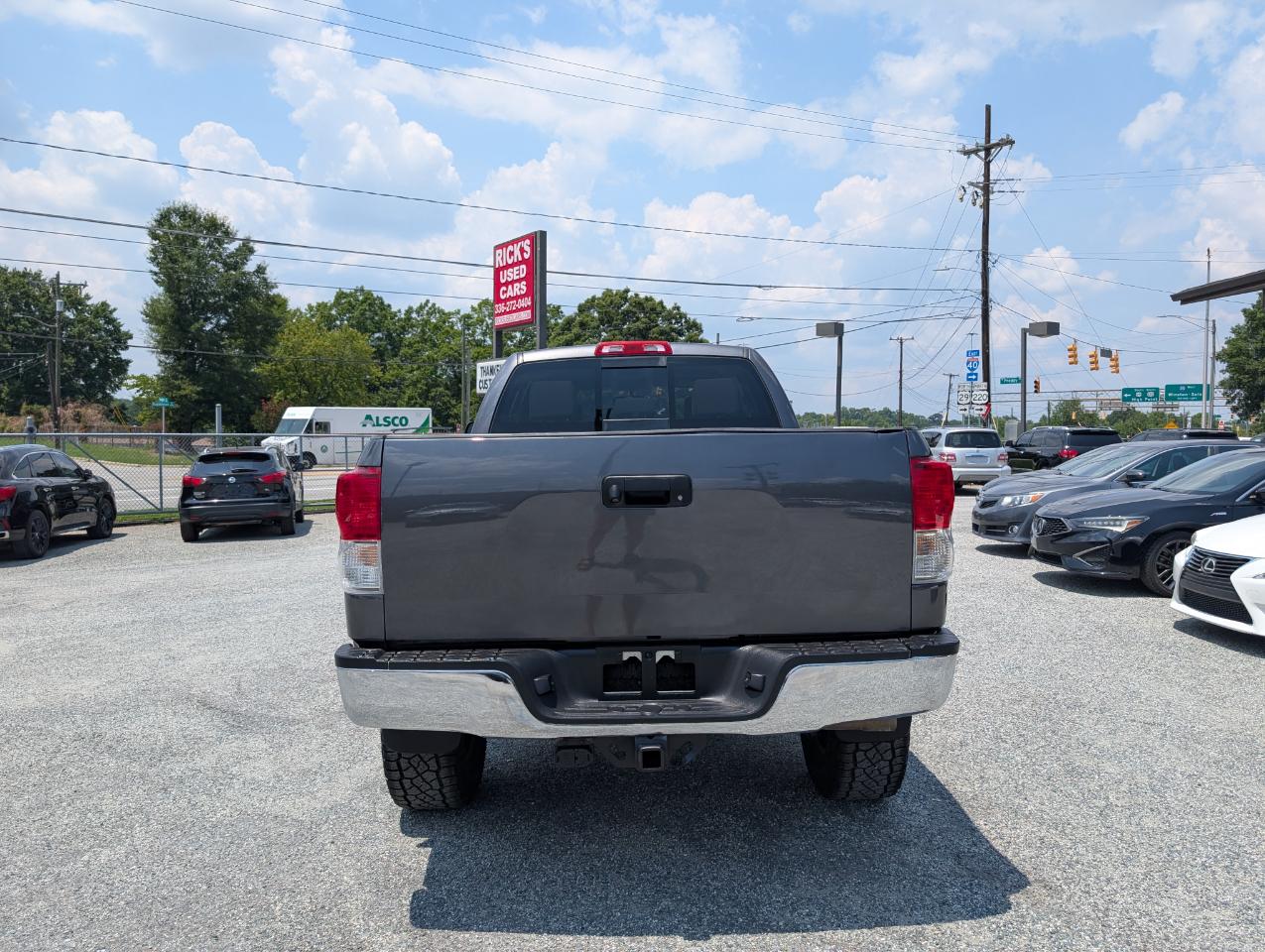 Toyota Tundra  2012