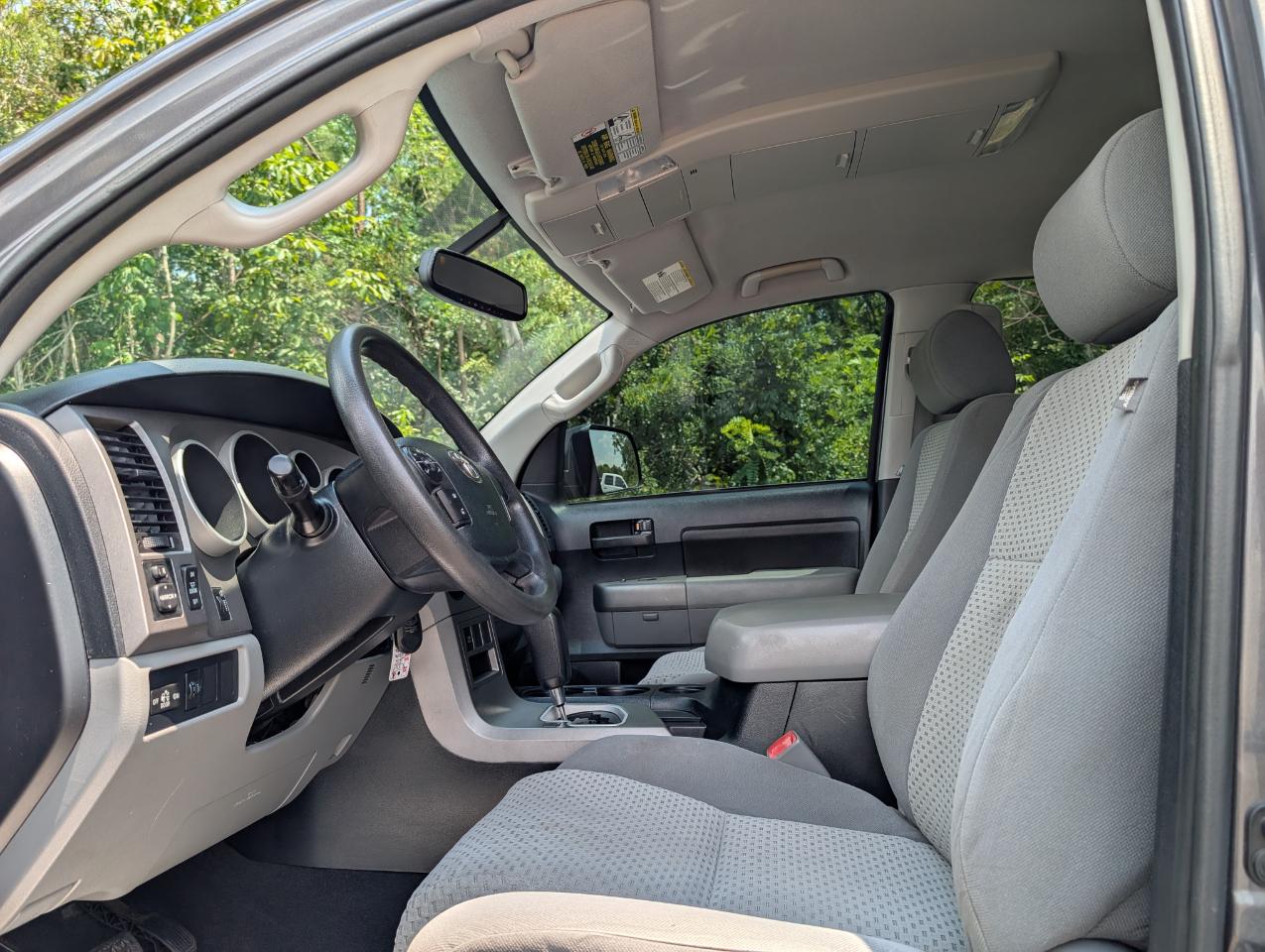 Toyota Tundra  2012