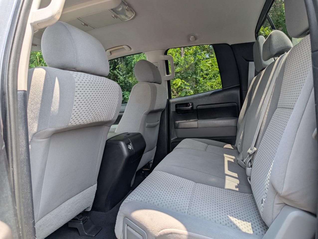 Toyota Tundra  2012