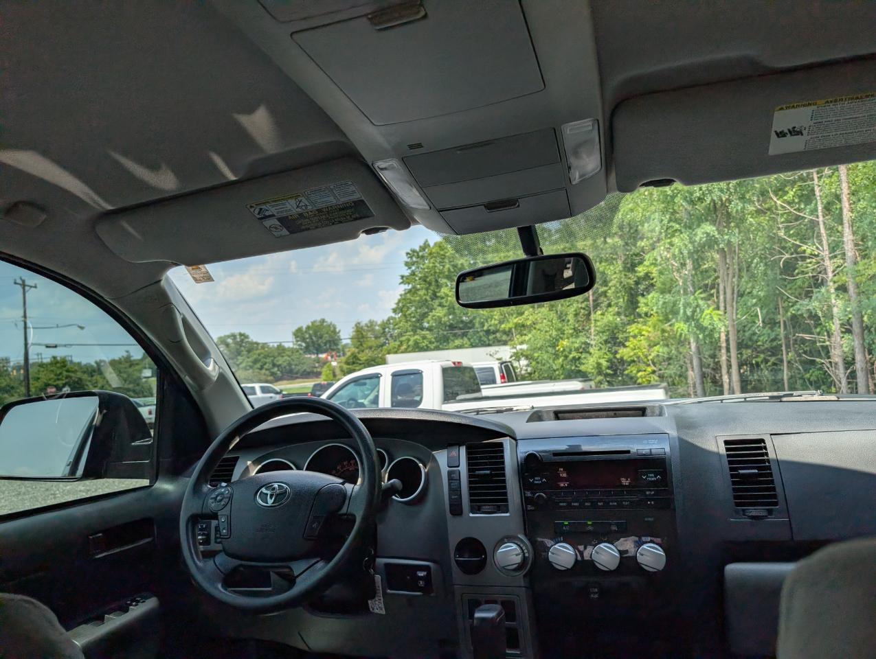 Toyota Tundra  2012