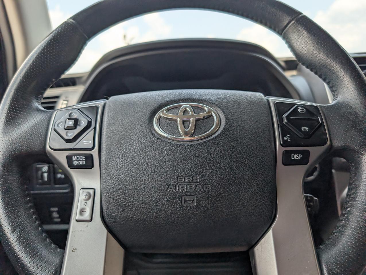 Toyota 4Runner Limited 4WD 2014
