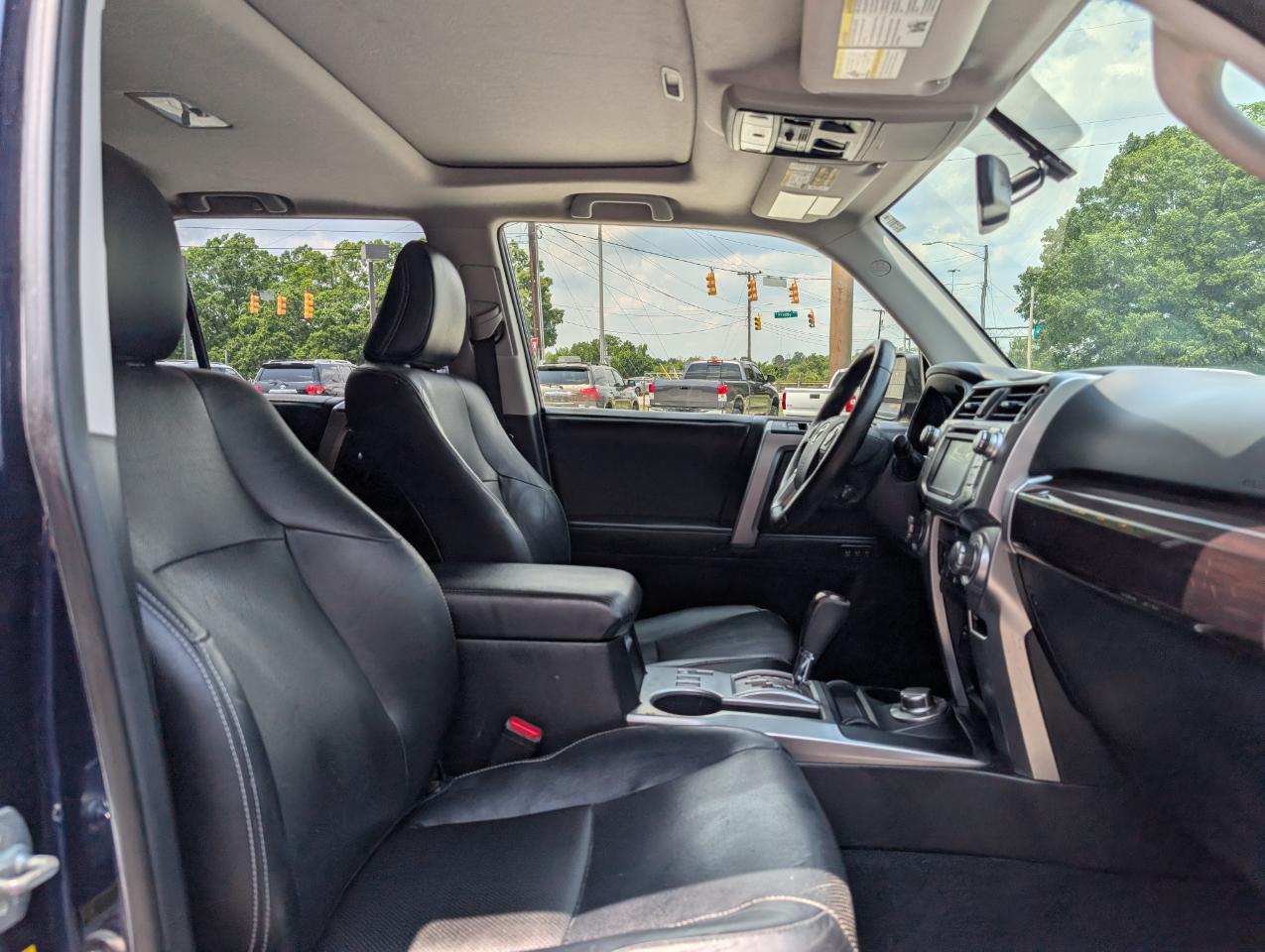 Toyota 4Runner Limited 4WD 2014