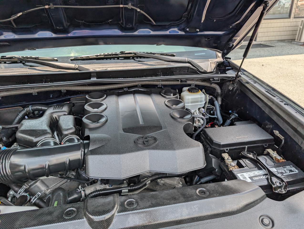 Toyota 4Runner Limited 4WD 2014