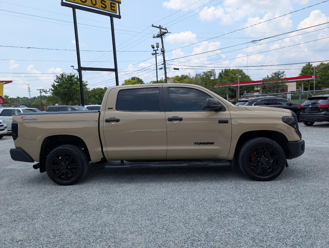 Toyota Tundra 4WD  2020