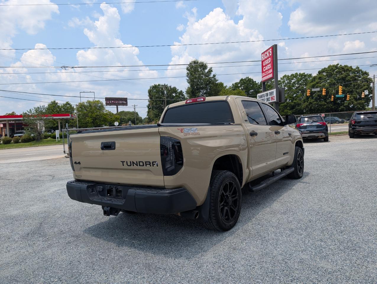 Toyota Tundra 4WD  2020