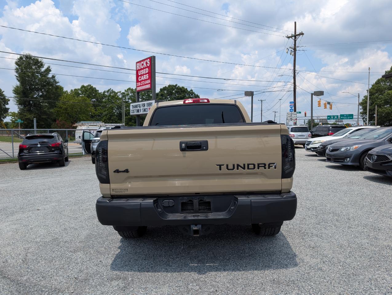 Toyota Tundra 4WD  2020