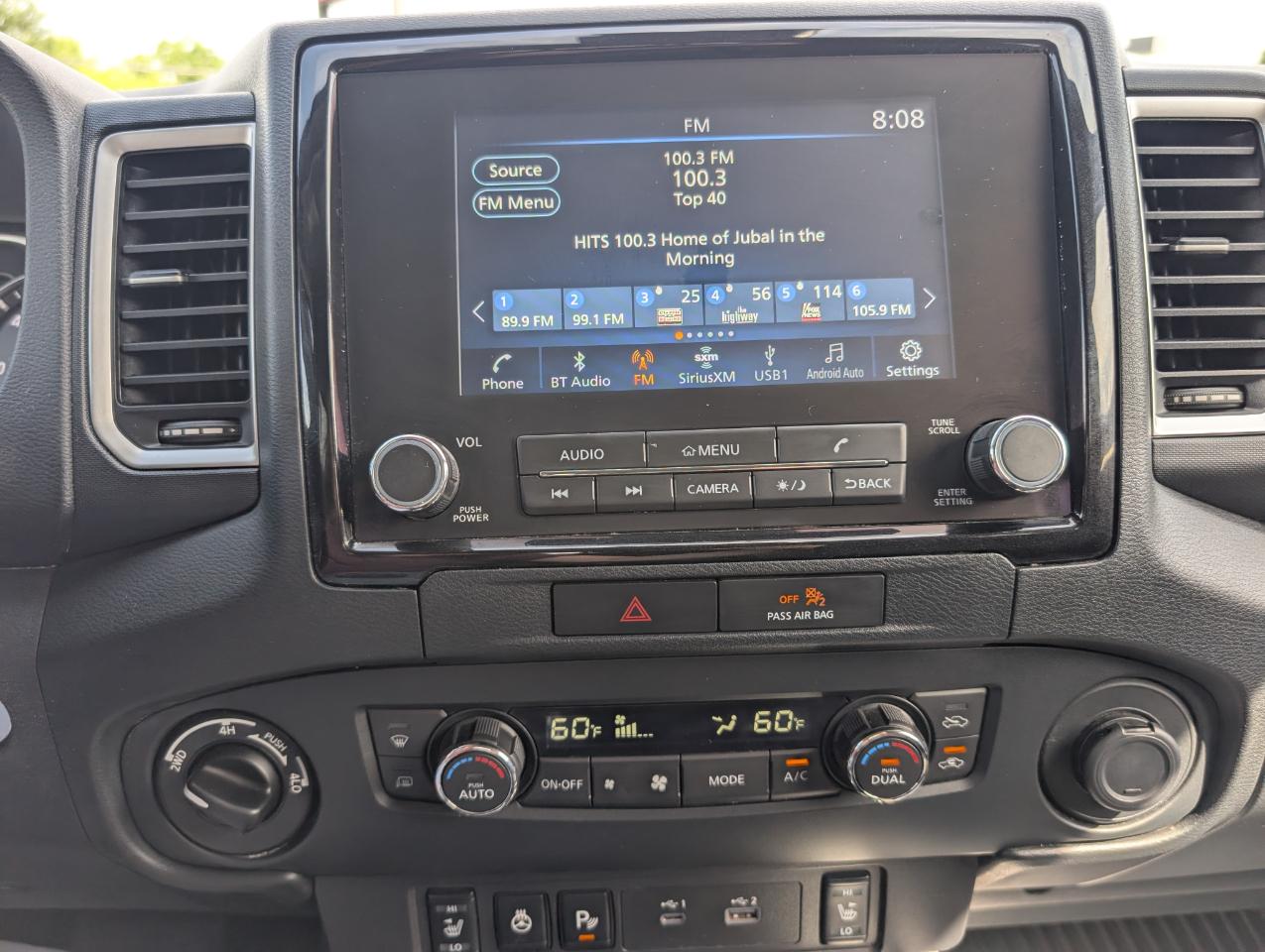 Nissan Frontier SV Crew Cab 4WD 2022