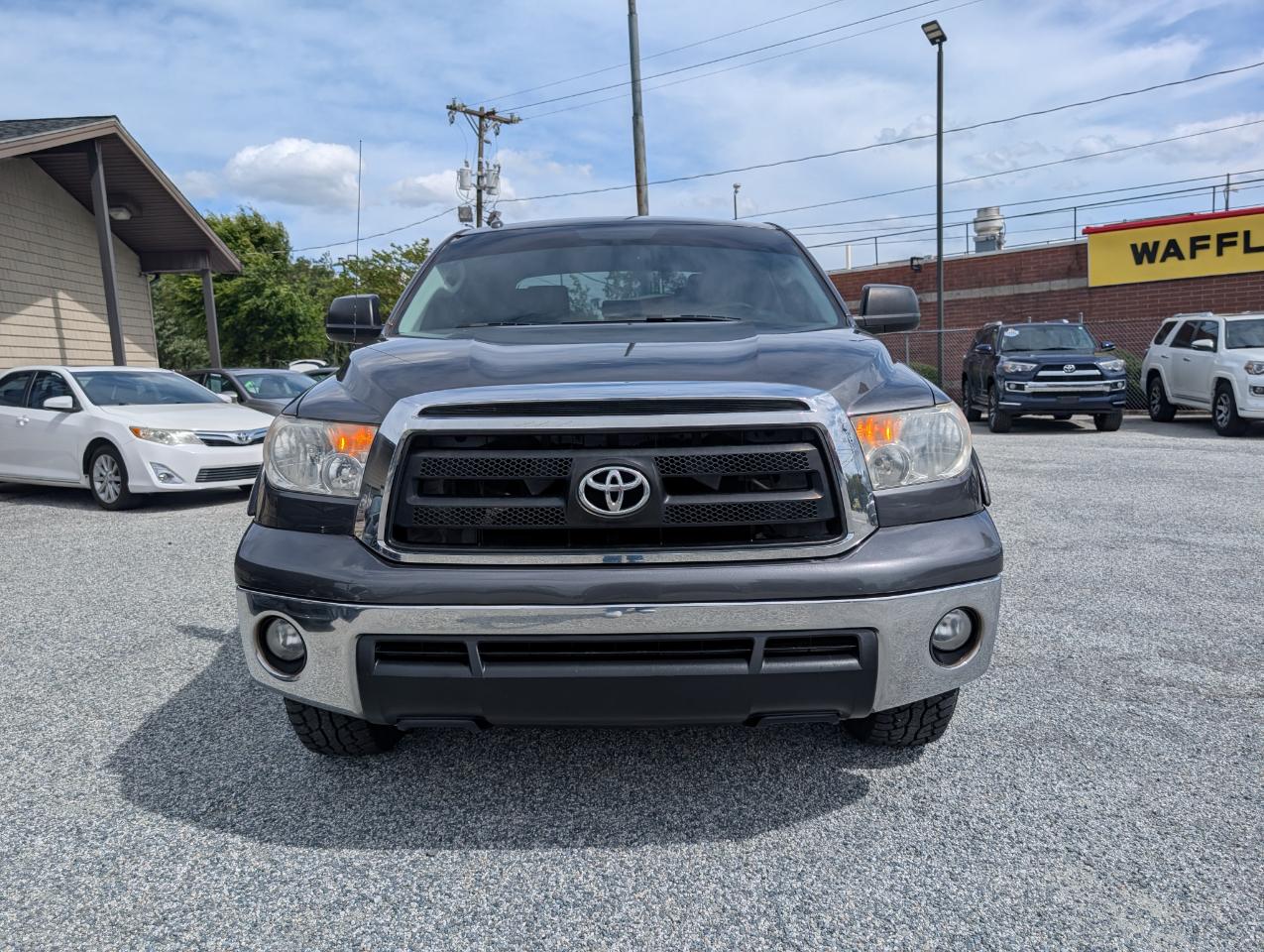 Toyota Tundra  2013
