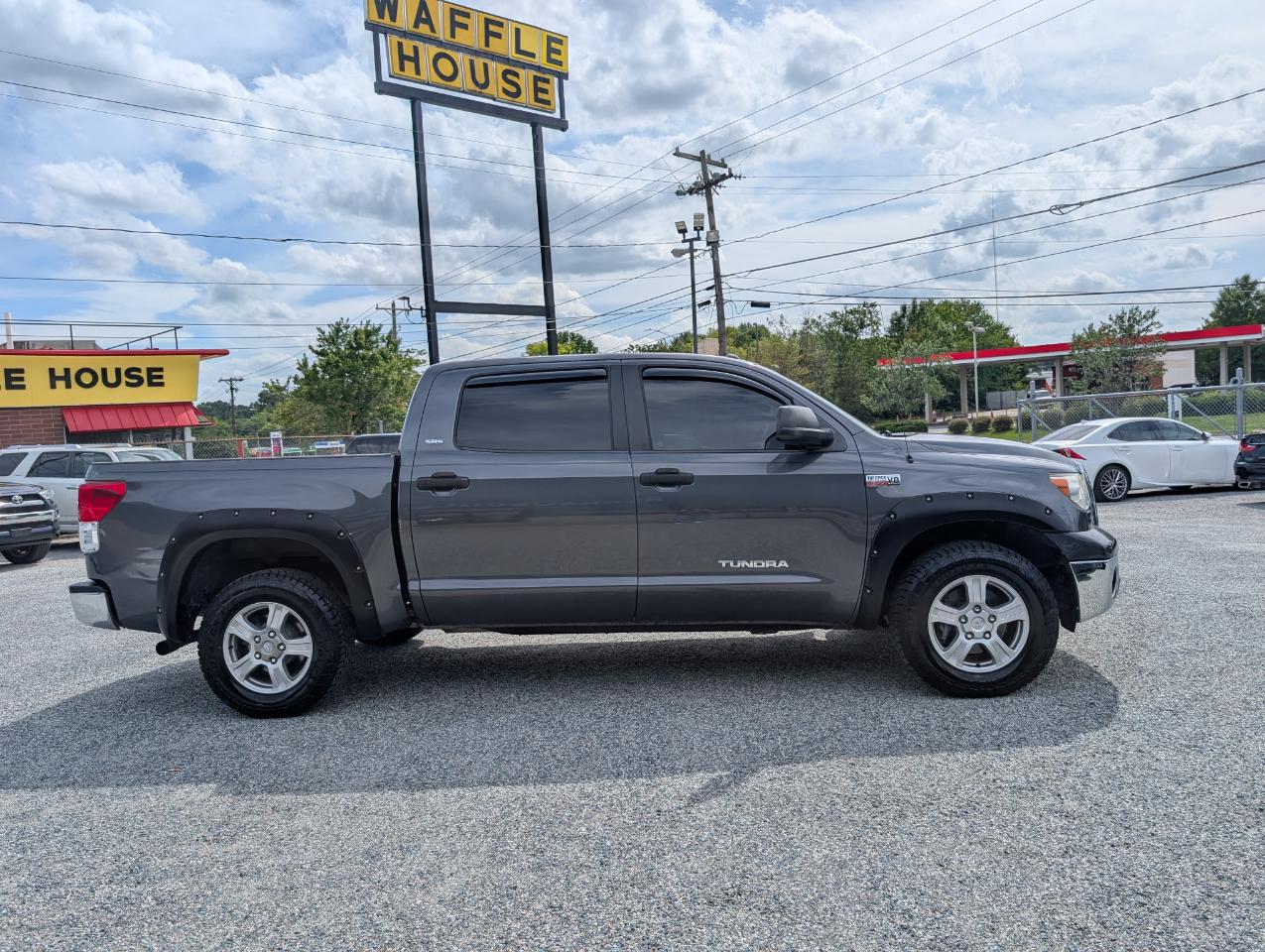 Toyota Tundra  2013