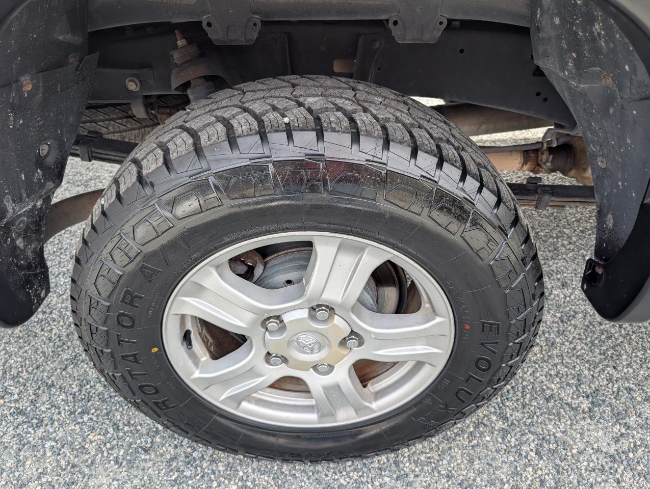 Toyota Tundra  2013