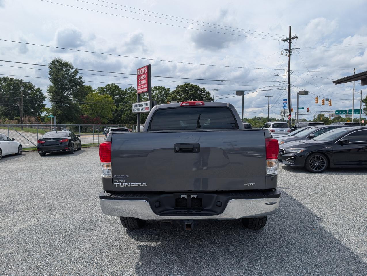 Toyota Tundra  2013