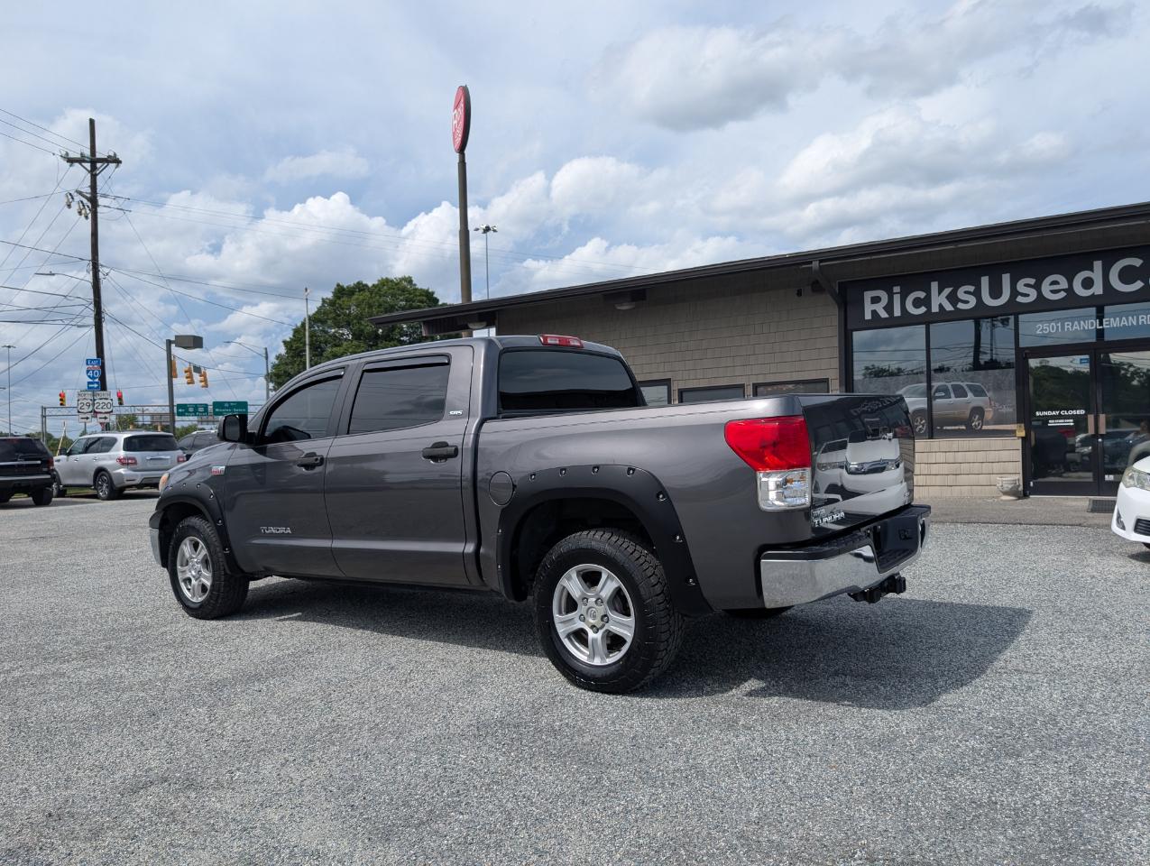 Toyota Tundra  2013