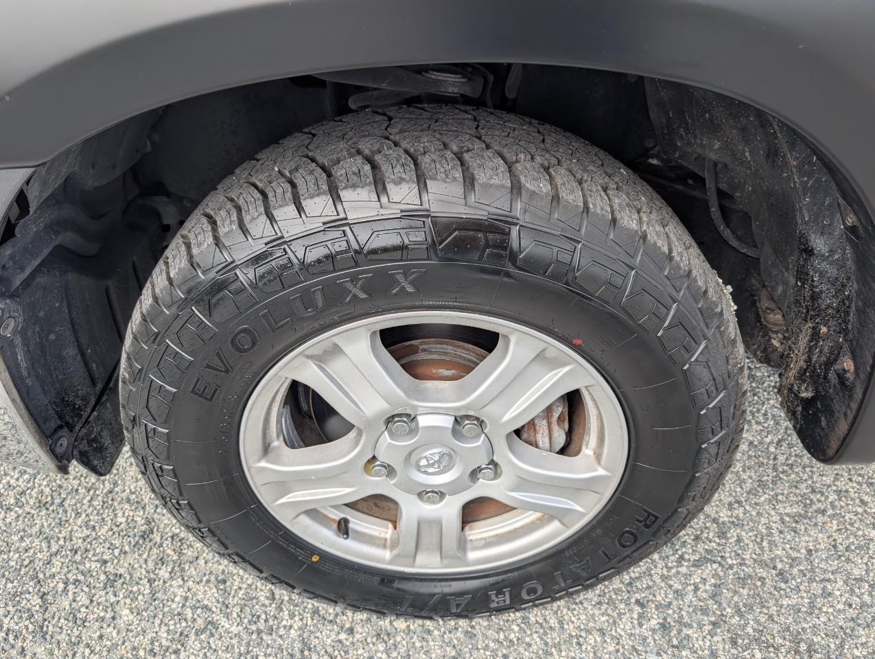 Toyota Tundra  2013