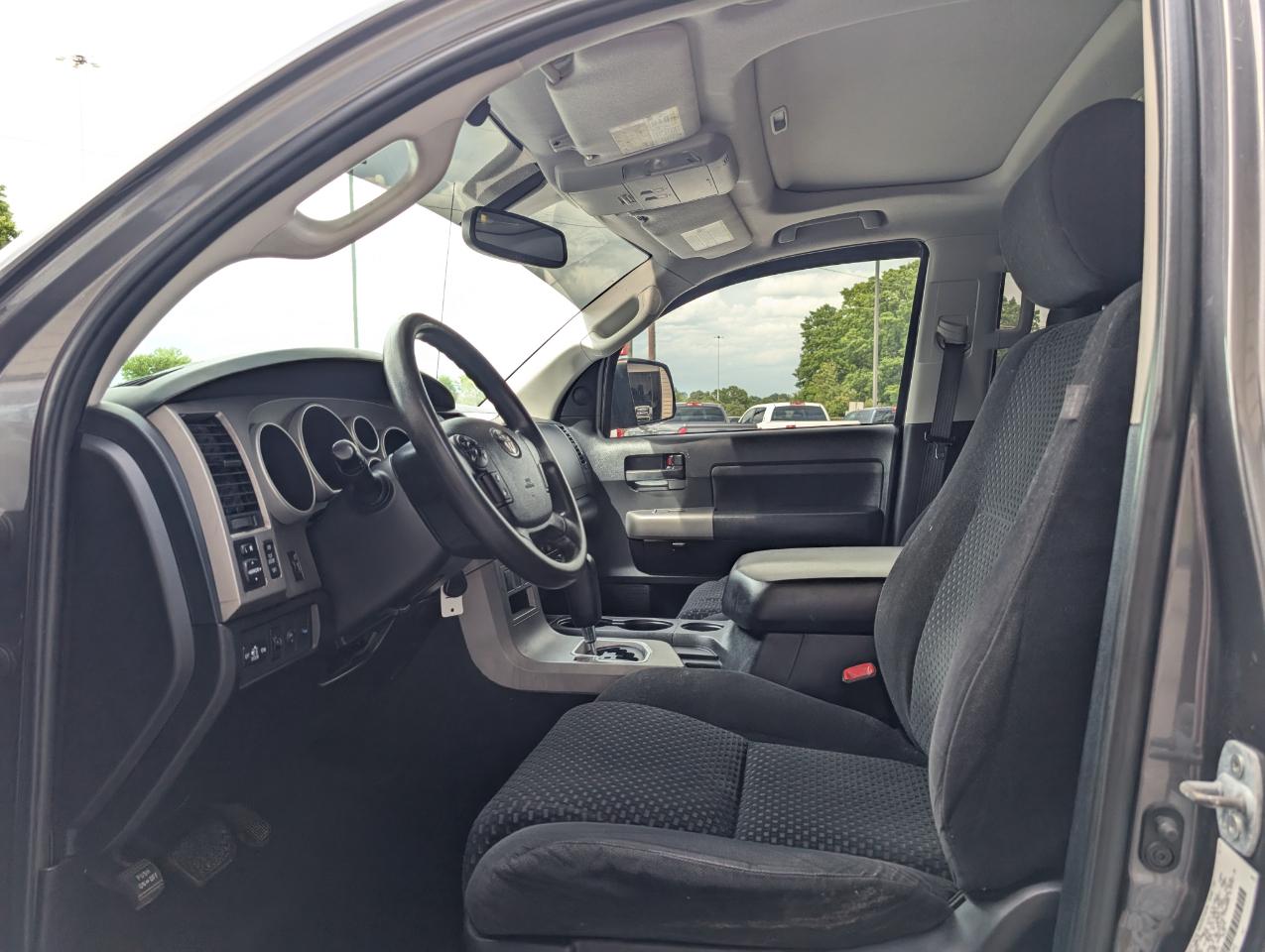 Toyota Tundra  2013