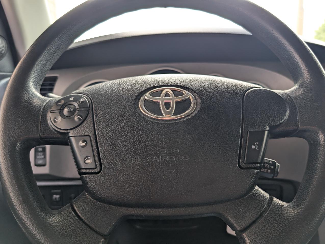 Toyota Tundra  2013