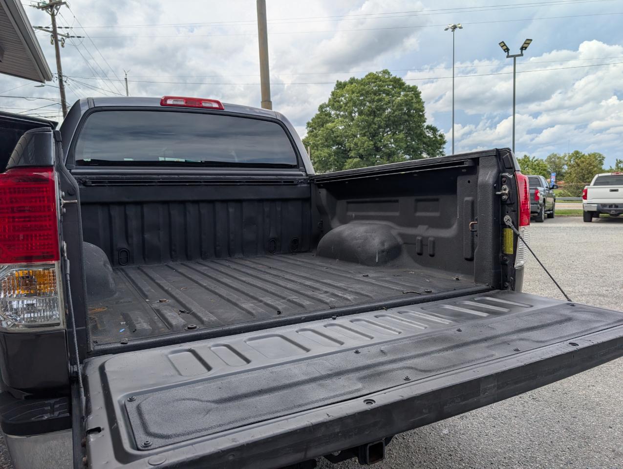 Toyota Tundra  2013