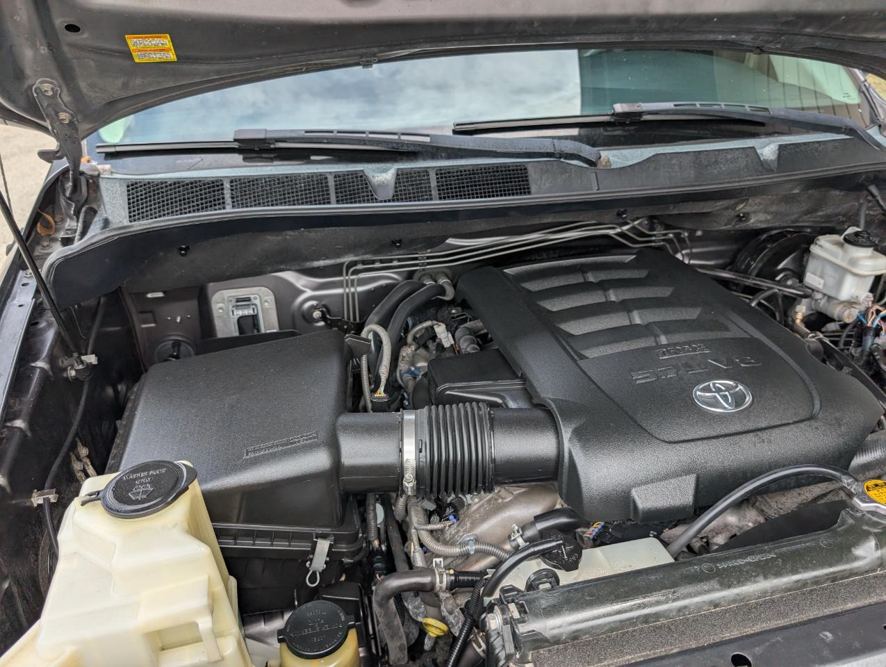 Toyota Tundra  2013