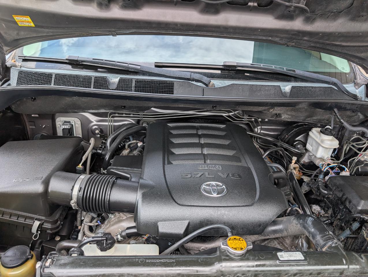 Toyota Tundra  2013
