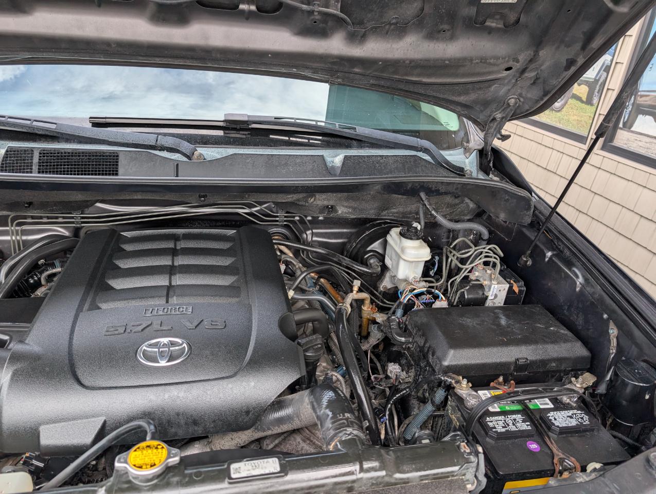 Toyota Tundra  2013