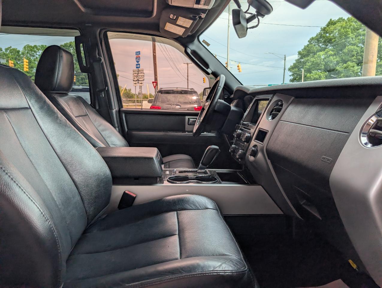 Ford Expedition EL Limited 2017