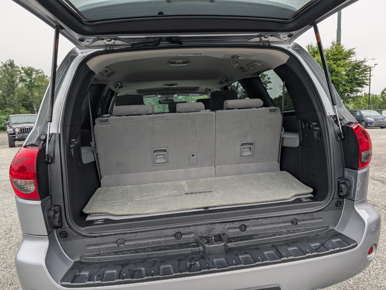 Toyota Sequoia SR5 2011