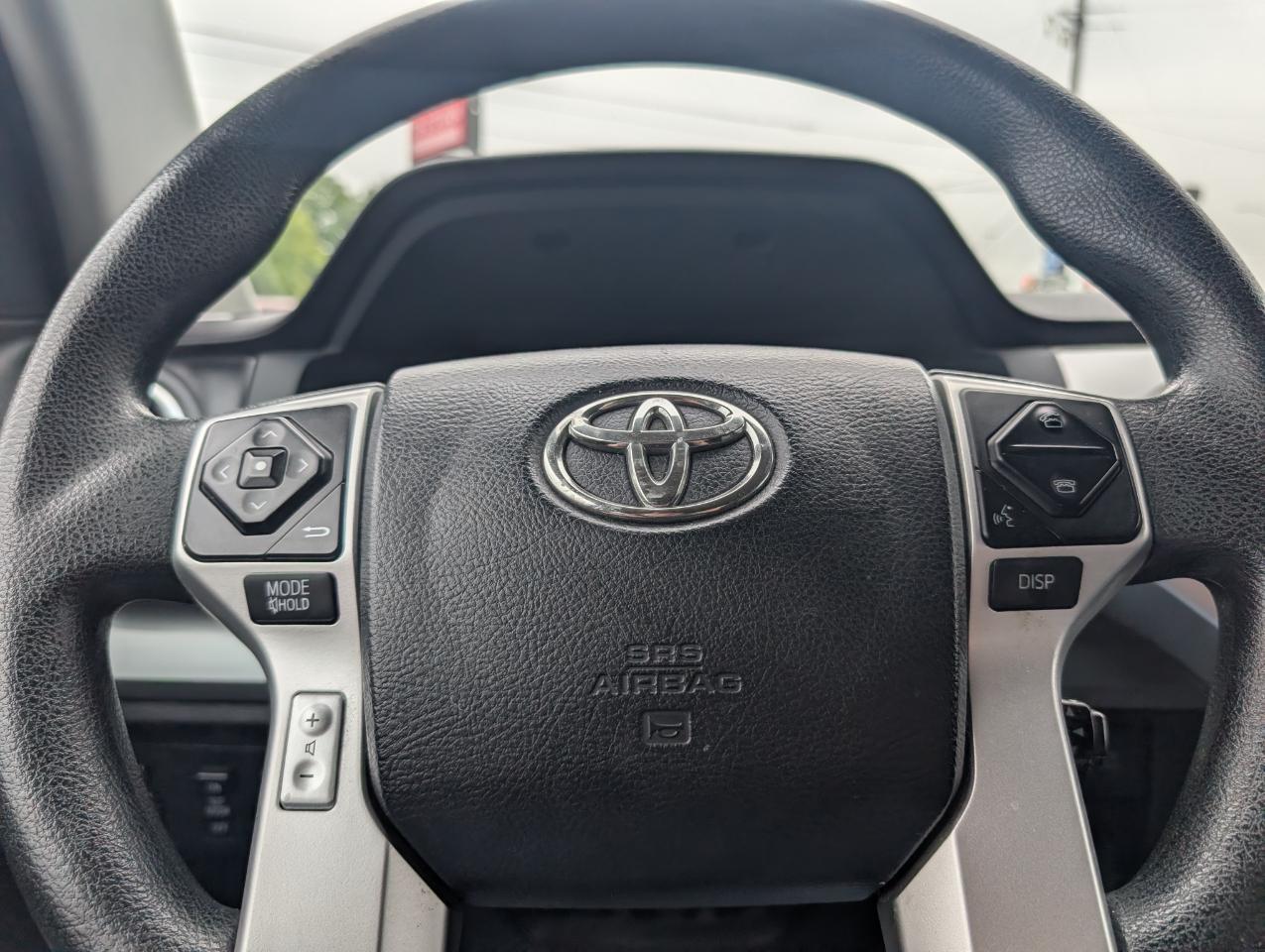 Toyota Tundra  2016