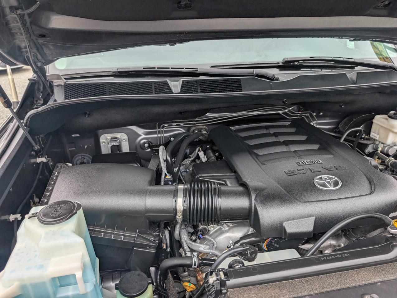 Toyota Tundra  2016
