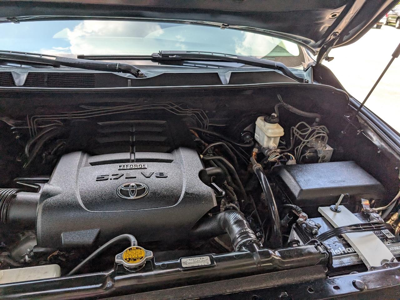 Toyota Tundra Limited CrewMax 4WD 2012