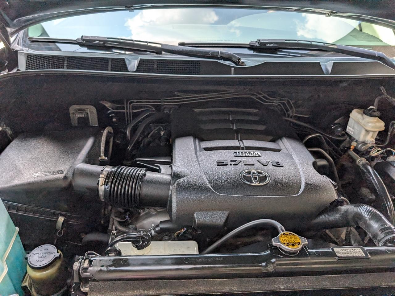 Toyota Tundra Limited CrewMax 4WD 2012
