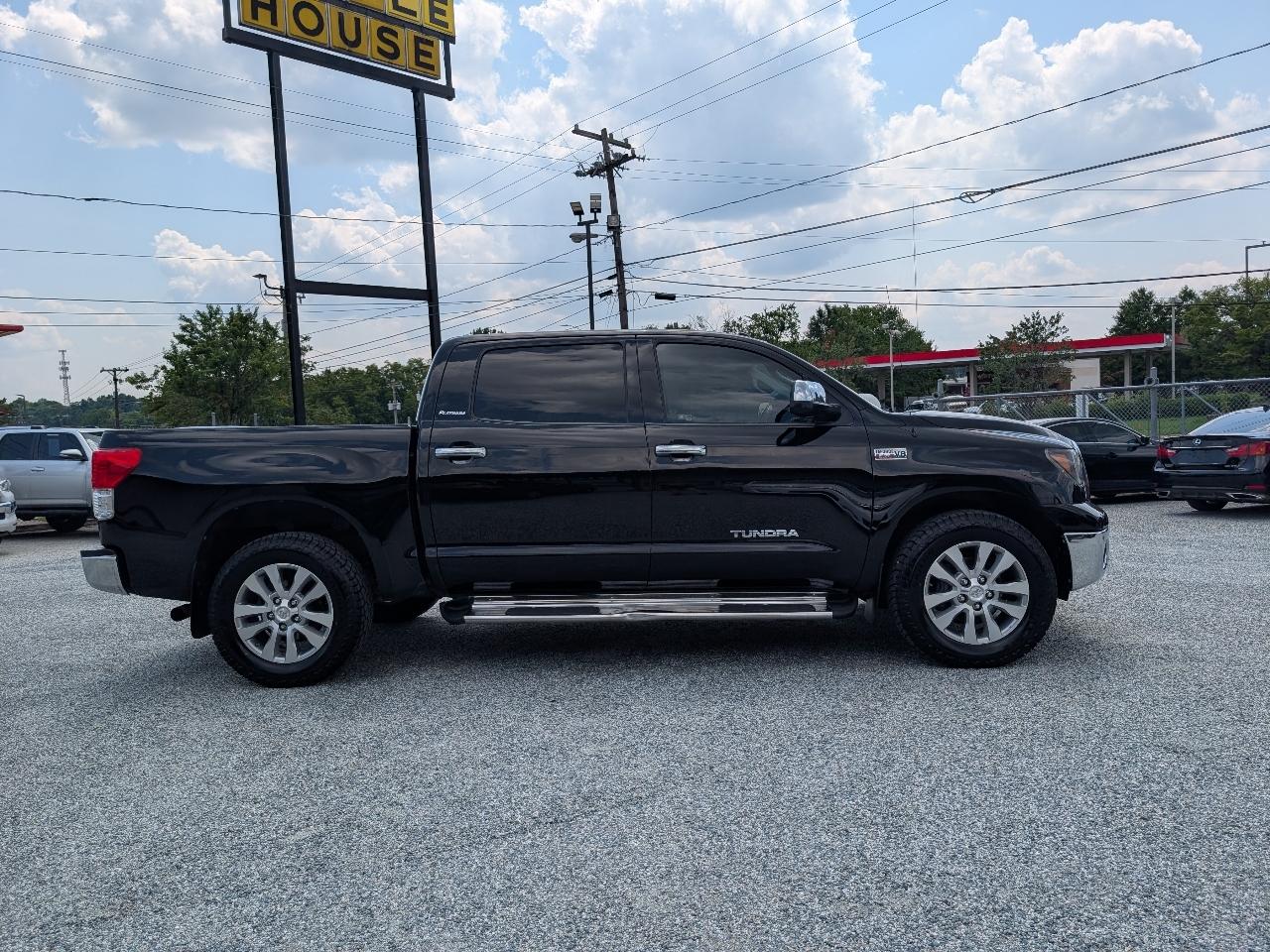 Toyota Tundra Limited CrewMax 4WD 2012