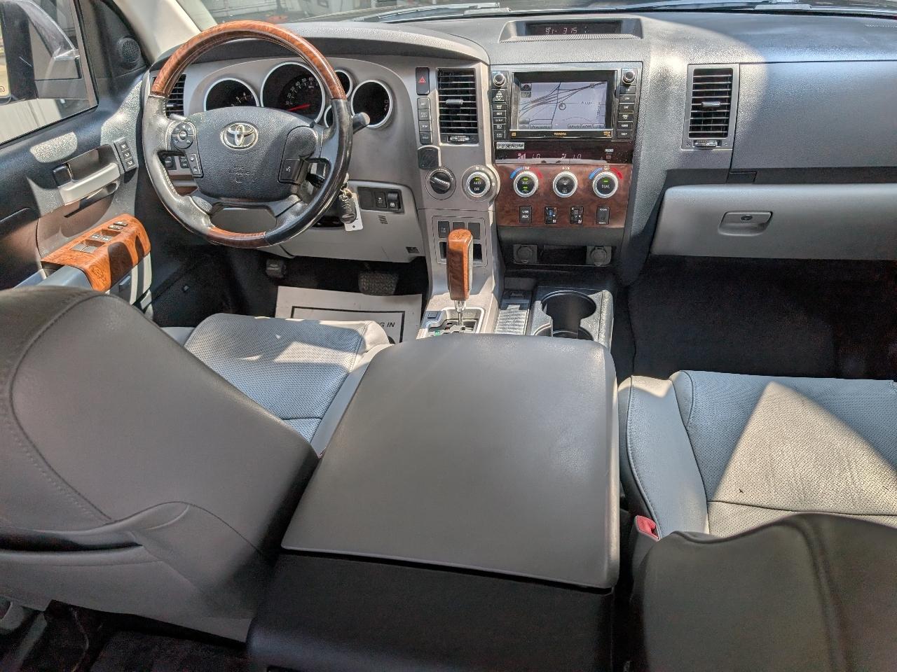 Toyota Tundra Limited CrewMax 4WD 2012