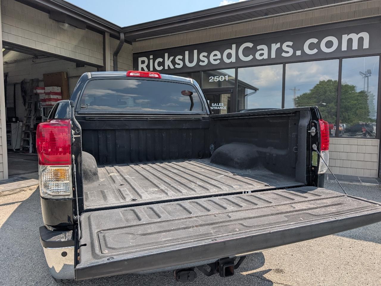 Toyota Tundra Limited CrewMax 4WD 2012